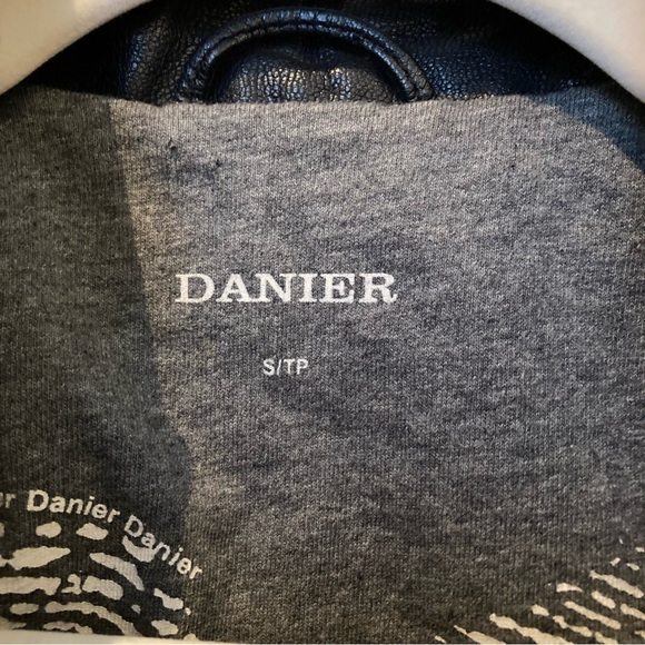 Danier Leather Jacket - Picture 7 of 7